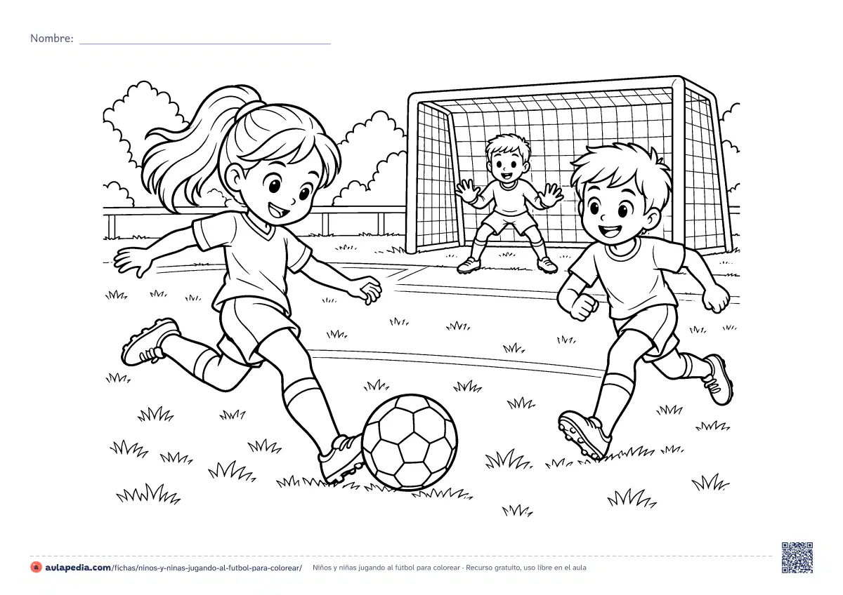 Primera página de la ficha «Niños y niñas jugando al fútbol»: una niña va a chutar el balón, un niño defiende la portería y otro corre a la jugada. Hoja apaisada para colorear, de dificultad media.